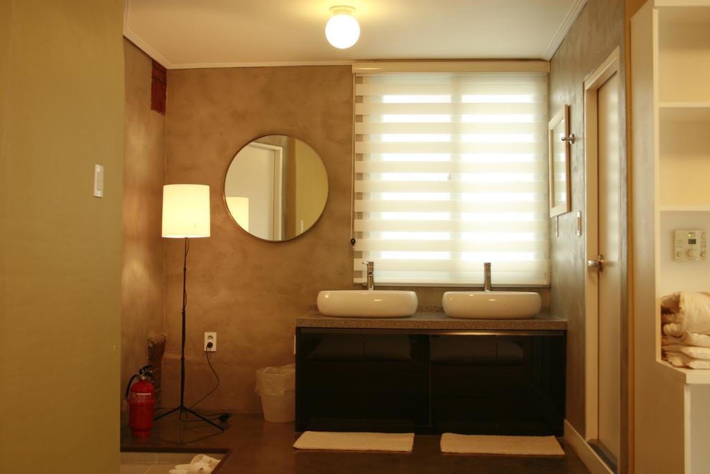 Crib 49 Guesthouse - Foreigner Only Seul Camera foto