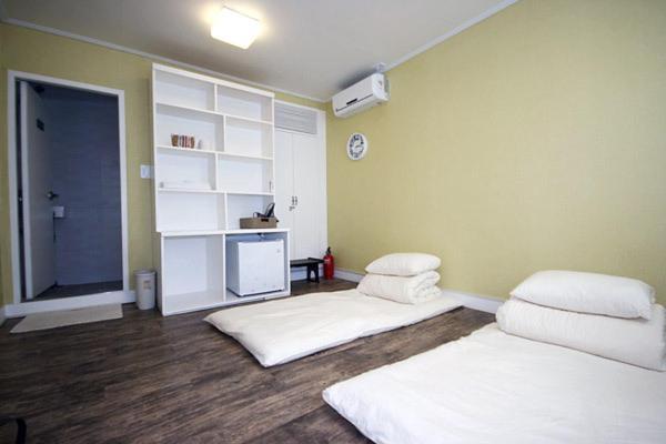 Crib 49 Guesthouse - Foreigner Only Seul Esterno foto